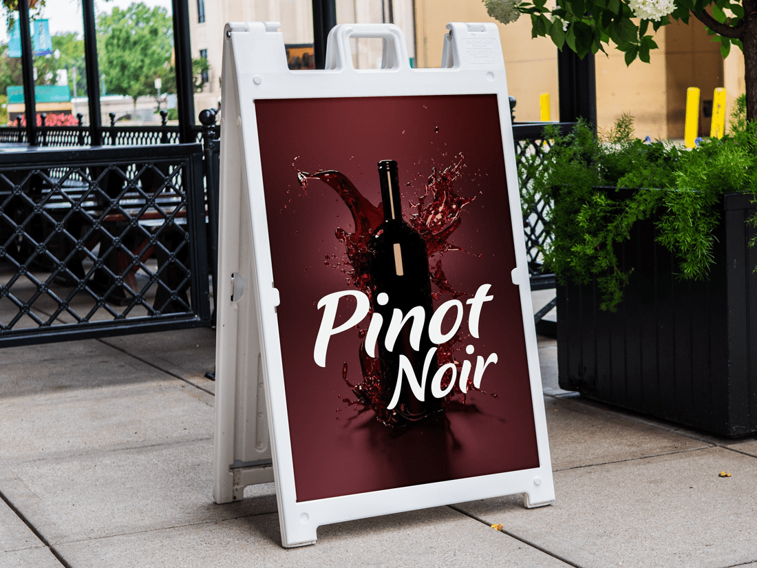 Pinot Noir Wine Signicade